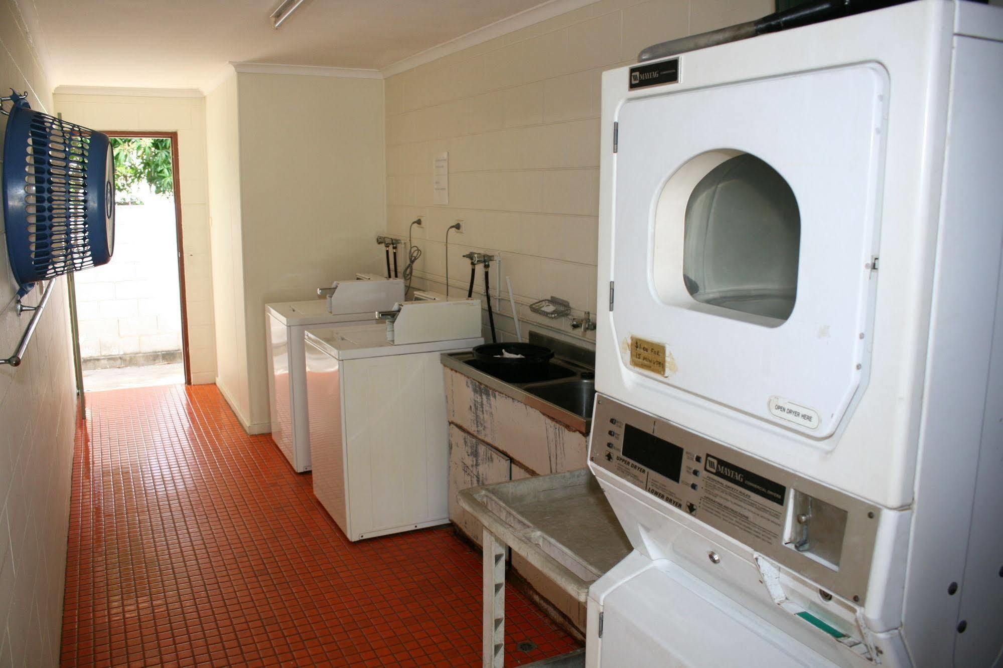 Billabong Lodge Motel Townsville Exteriör bild